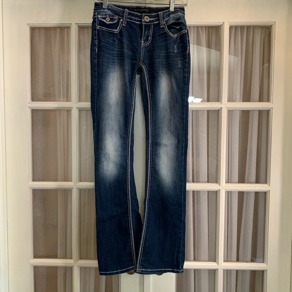 Firm price- Rue21 dark wash low rise boot cut curvy jeans - Picture 4 of 11